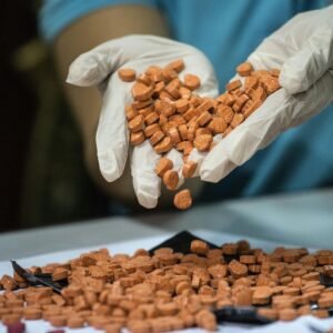 138918_GettyImages-605427028 Pentylone Powder (CAS 698963-77-8)